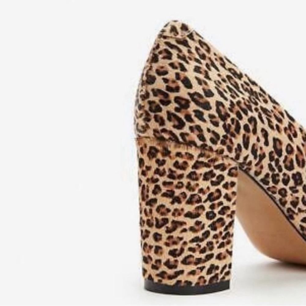 Express Block Heel - Picture 2 of 4